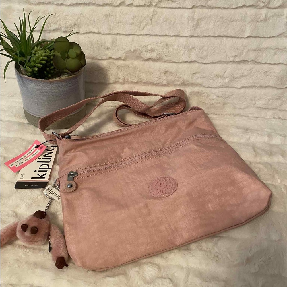 ✨🆕✨Brand New Kipling Crossbody Bag